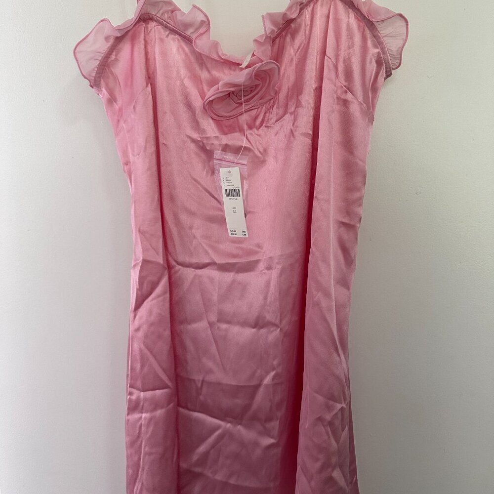 Silky Rosette Tunic Top BY Anthropologie - Picture 3 of 4